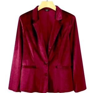 The "Erica", a blazer style, lightweight velvet jacket